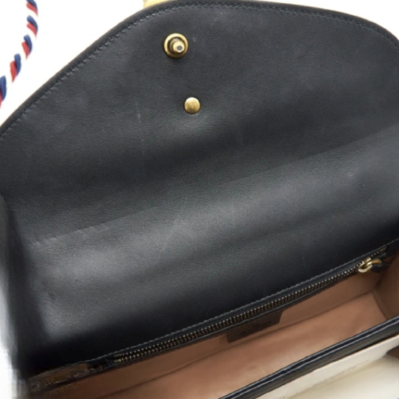 Gucci Limited Edition Fox/pearl Broche Snakeskin Flap Chain Bag - Picture 8 of 15